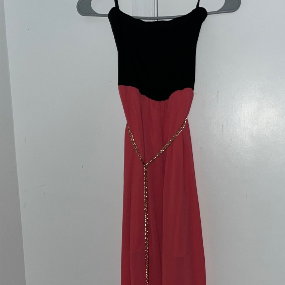 Elegant Black and Pink Dress with Gold Chain Detail